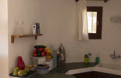 Isla de Ibiza Apartamento | Hippy House Red + Chillout, Hammock Nature, Beaches, Bike area, Hippy Market