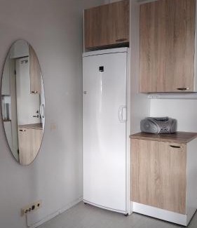 Kankaanpaa Apartamento | Hirsi koulun jumppasalin yksiö