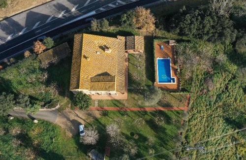 Llagostera Casa | Histórica Masía con Piscina, Rodeada de Bosques y Campos, Ideal para Familias y Amigos - ES-209-36
