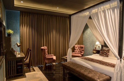 Udaipur District Hotel | Historia Royal