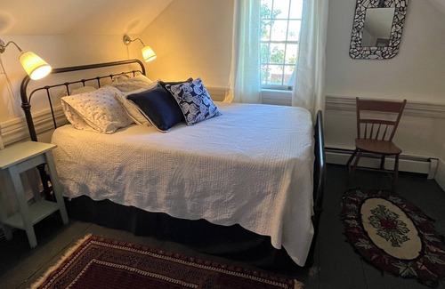 Lunenburg County Otro | Historic 1785 Cape on 46 Forest Acres/ Water View/Pet Friendly