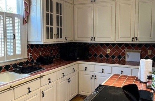 Waynesboro Casa | Historic 4 BD/4 BA in quaint Waynesboro - "The Bird Dog Capital of the World"