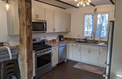 Goshen Casa | Granero histórico de 2 dormitorios - Vista al hipódromo