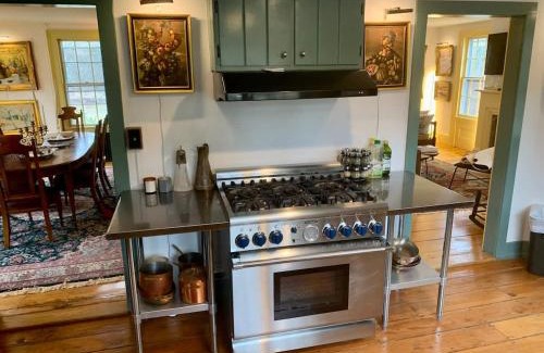 Blawenburg Casa | Historic Canal Home on Nature Preserve