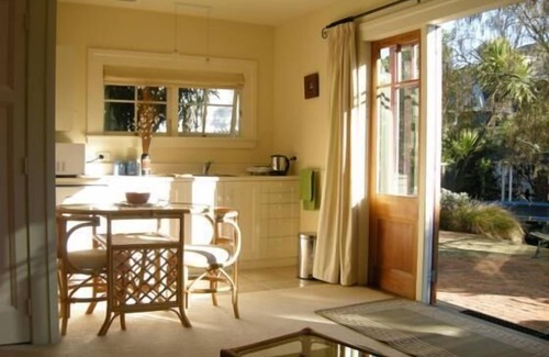 Nelson South Casa | Lujo histórico detrás de la catedral de Nelson