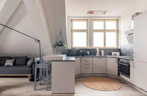 Weissensee Apartamento | Historic Charm with Modern Comfort