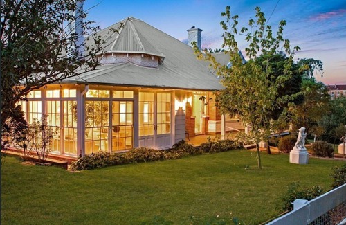 Harden Casa | Historic Country Homestead Retreat