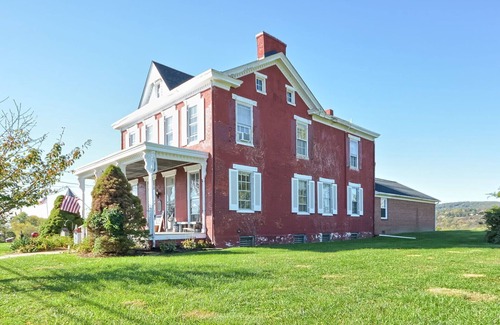 Myersville Casa | Histórica y acogedora granja en el ❤️ de Myersville, MD, a minutos de la ruta 70