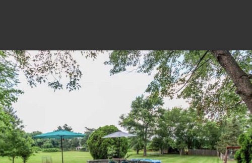 Lakeview Casa | Historic District,Entire upstairs