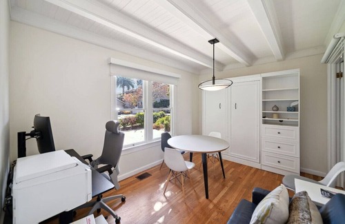 University South Casa | Historic Downtown PA House W/Sauna