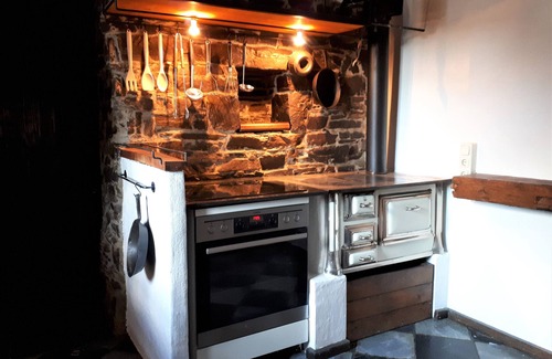 Antweiler Cabaña | Historic Eifel country house with beautiful garden, sauna & fireplace