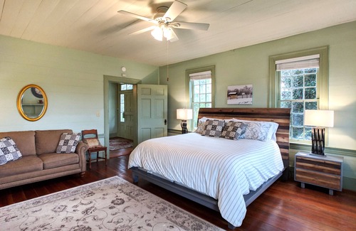 Marion Otro | Historic farm stay in the heart of Alabama's Black Belt Region.