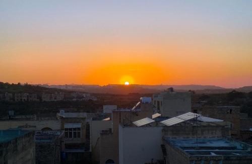 Nadur Casa | Historic Farmhouse close to San Blass Beach with Courtyard, Kitchen Terrace and Rooftop Pool
