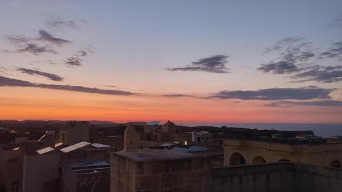 Nadur Casa | Historic Farmhouse close to San Blass Beach with Courtyard, Kitchen Terrace and Rooftop Pool