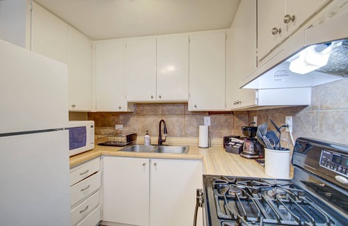 Garfield Casa | Historic Garfield District Gem: Cozy Home with Patio in Downtown Phoenix Walk to Everything Dogs OK