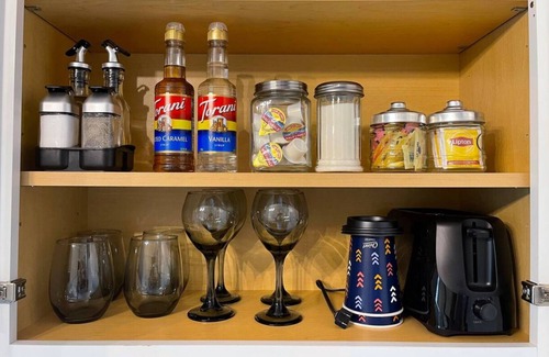 Ohio City Casa | Historic Gem Entire Home Mins 2 Mrkt, Dwntwn, & Trails, 2 King Beds, Arcade