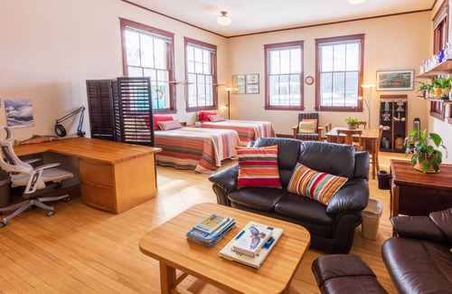 Kingston Casa | Historic High School - Stays and events close to skiing, golf, fishing, hunting!