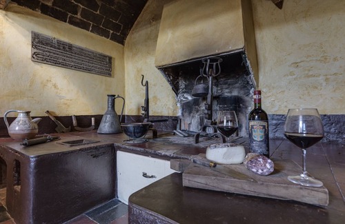Palazzina Apartamento | Celebración histórica con una maravillosa piscina cerca de Siena, Toscana, Italia