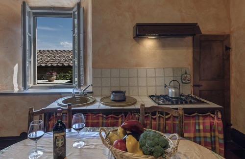 Palazzina Apartamento | Celebración histórica con una maravillosa piscina cerca de Siena, Toscana, Italia