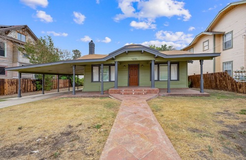 Highland Park Casa | Historic Home 5 Min to Downtown!