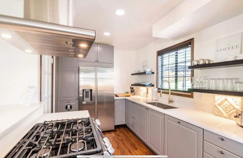 Mount Lebanon Casa | Historic Home Located in the Quiet Pittsburgh Suburb of Mount Lebanon