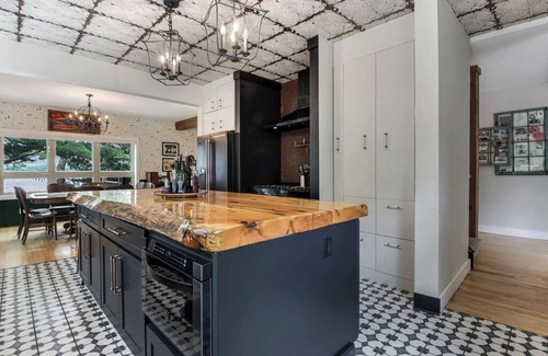 Stone Lake Casa | ¡El verano se está llenando rápido!