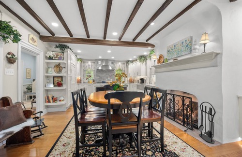 Spring City Casa | Historic luxury Forge mansion estate on the banks of French Creek. Pet friendly