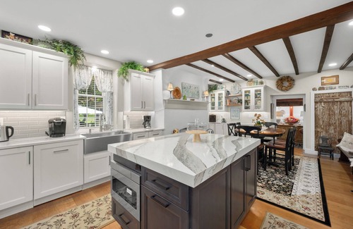 Spring City Casa | Historic luxury Forge mansion estate on the banks of French Creek. Pet friendly