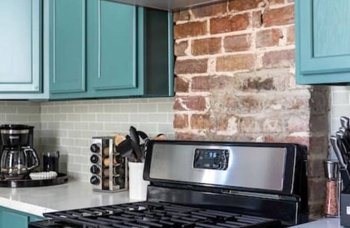 Mid-City Casa | Historic Mid-City Shotgun | Minutes to Superdome