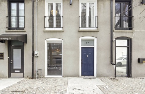Old Town Casa | Historic Modern Home - Distillery/Design District