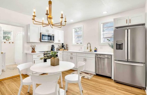 East Ybor Apartamento | Historic Renovated Ybor Tampa Bungalow