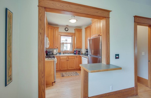 Merriam Park Casa | Historic St Paul Home Between Twin Cities!