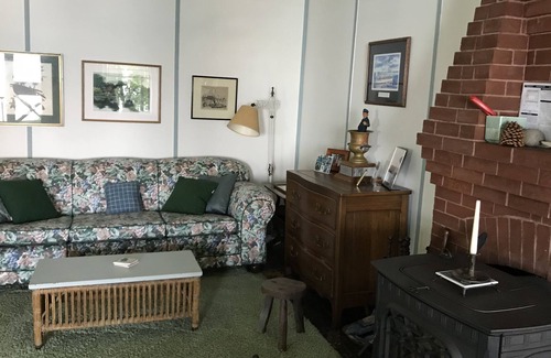 Culver Cabaña | Hogar histórico de verano en el hermoso East Shore del Lago Maxincuckee