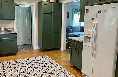 Lakeside Cabaña | Historic updated cottage walking distance from the pool!