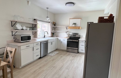 Valdez Casa | Historic Valdez Home