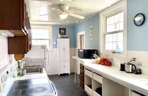 Betterton Casa | Historic Waterfront Home with Chesapeake Bay View. Sleeps 9. Close to the Beach