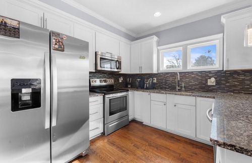 Washington Park Casa | Historic Westside Gem - Backyard Oasis