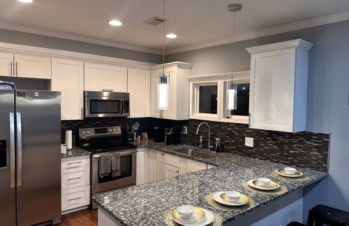 Washington Park Casa | Historic Westside Gem - Backyard Oasis