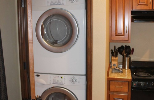 Cape Girardeau Apartamento | Histórico 'Kage House' Alquiler a corto plazo ubicado en "Old Town Cape"