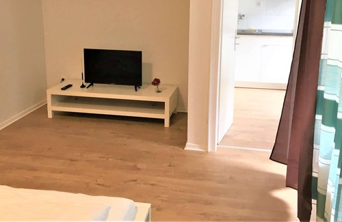 Dreikonigenviertel Apartamento | HÖ01 large apartment with dryer and washing machine