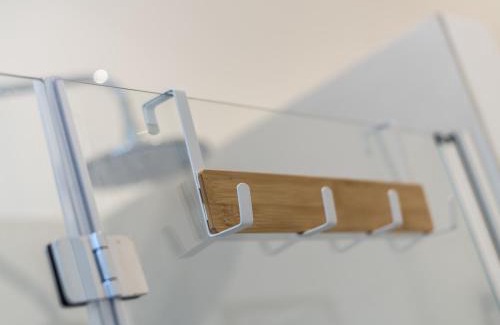 Wiesbaden Apartamento | Hochwertige Altbauwohnung im modernen Stil in Wiesbaden - Küche - Terrasse - WLAN - Zentral