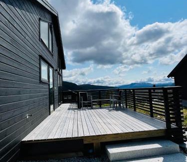 Sogndal Casa | Hodlekvevegen 308 - Flott hytte midt i skisenteret