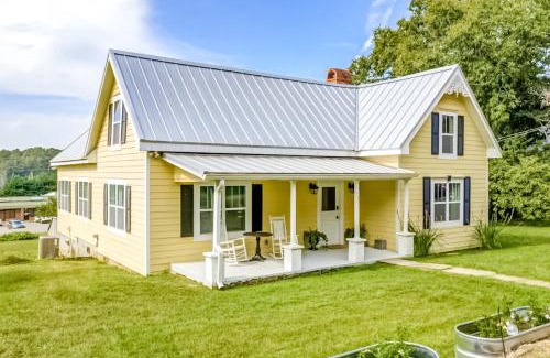 Jasper Casa | Holbert House