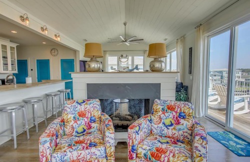 Holden Beach Casa | Holden Beach House with Boat Dock Steps to Beach!