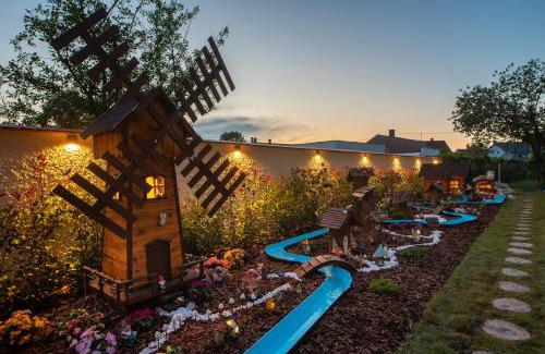 Sarvar Apartamento | Holdvirág Hotel