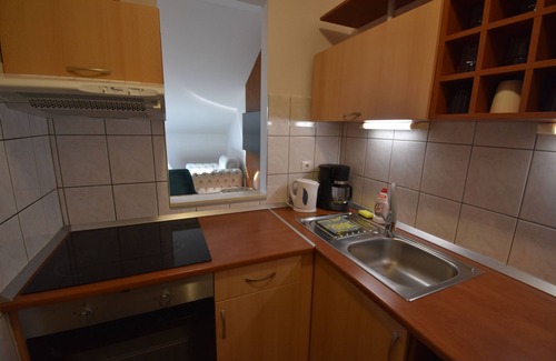 Sarvar Hotel | Holdvirág Hotel