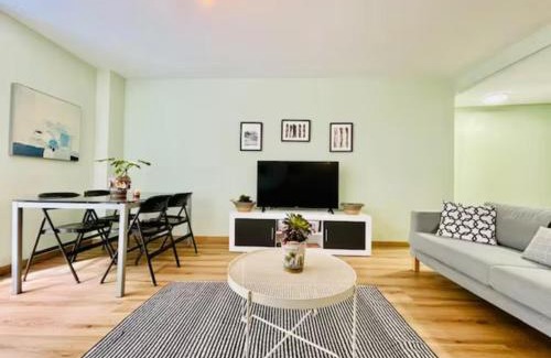 Centro histórico de Baiona Apartamento | Holibai Lar de Brais, Encantador apto en la Bahía de Baiona