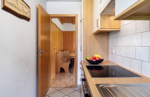 Schollach Apartamento | Apartamento vacacional 'West' con terraza compartida, jardín común y balcón