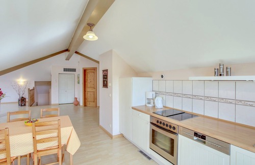Gelting Apartamento | Apartamento vacacional "Gelting" con vistas a la montaña, balcón oeste y sur y Wi-Fi