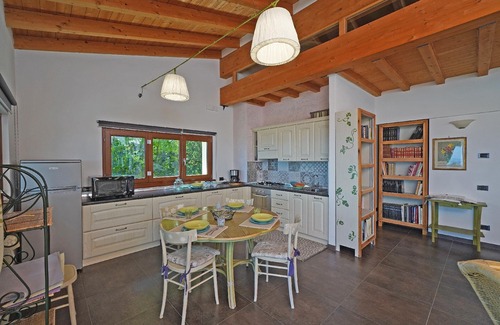 Castello Apartamento | Apartamento de vacaciones Puegnago sul Garda para 3 - 6 personas con 2 dormitorios - Casa pareada
